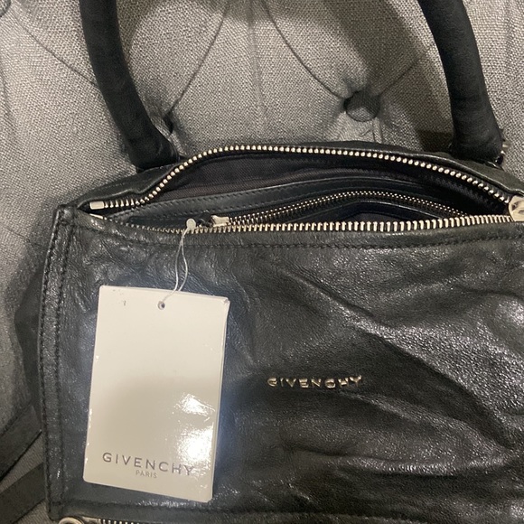 Givenchy crinkle pandora crossbody - Picture 5 of 9